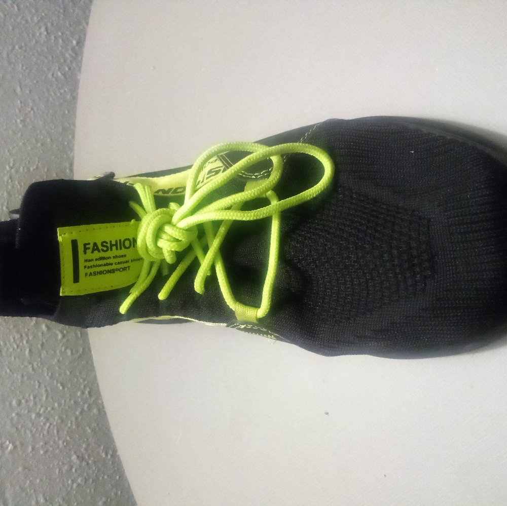 Shoes - Picture 6 of 8